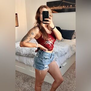 💥MOVING SALE | Maroon floral sleeveless crop top